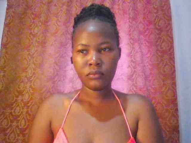 Pretty-thalia1 webcam