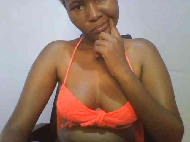 Pretty-thalia1 webcam