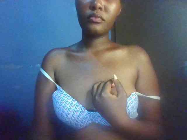 Pretty-thalia1 webcam