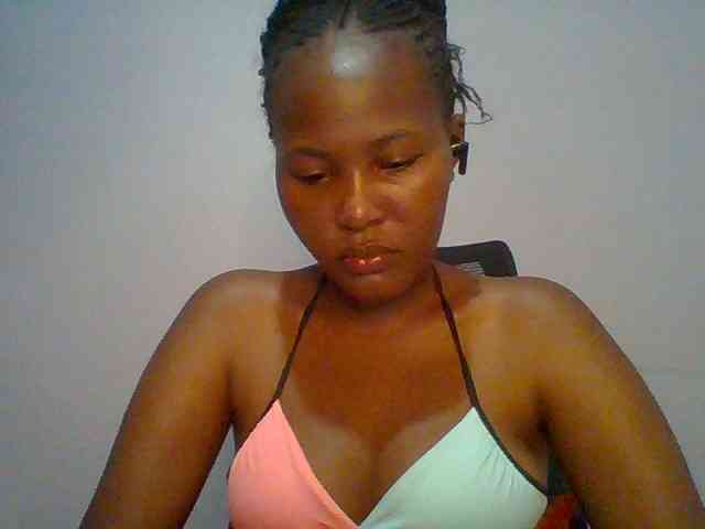 Pretty-thalia1 Pretty-thalia1