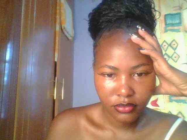 Pretty-thalia1 webcam