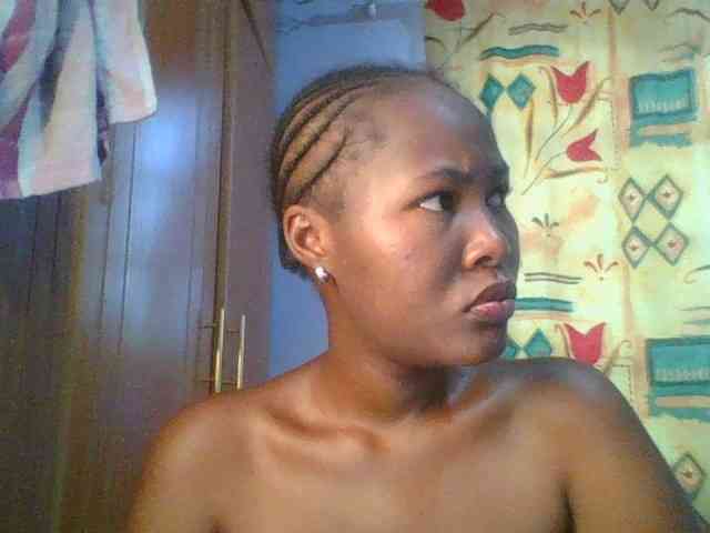 Pretty-thalia1 Pretty-thalia1