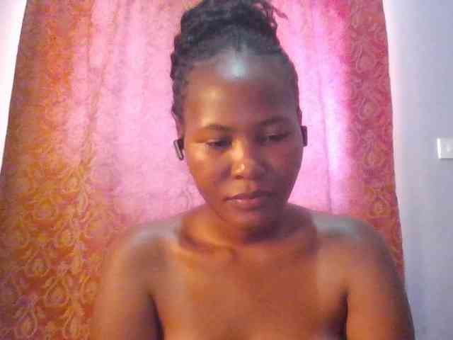 Pretty-thalia1 webcam