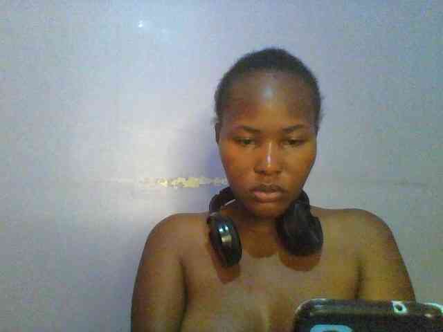 Pretty-thalia1 Pretty-thalia1