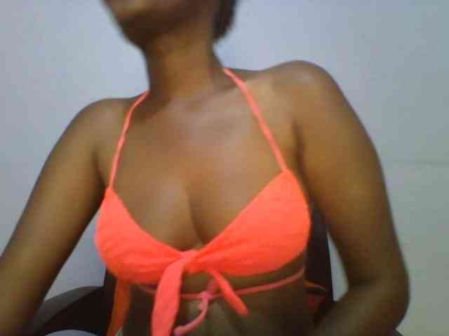 Pretty-thalia1 webcam