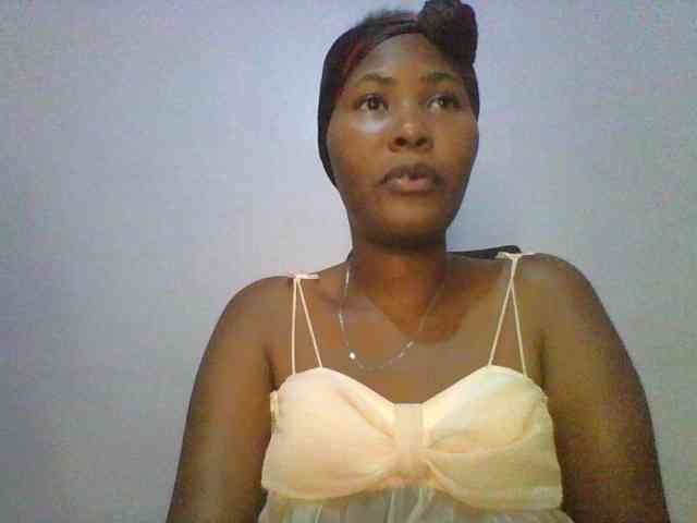 Pretty-thalia1 webcam