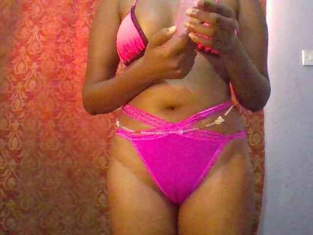 Pretty-thalia1 webcam