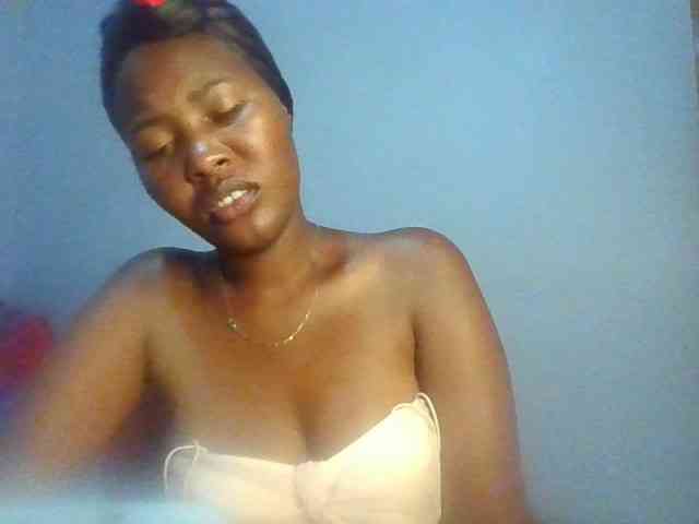 Pretty-thalia1 webcam