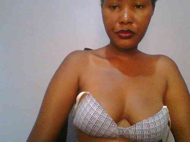 Pretty-thalia1 webcam