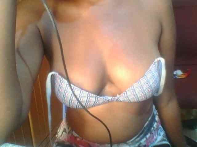 Pretty-thalia1 Pretty-thalia1