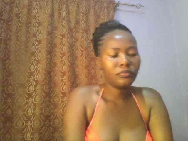 Pretty-thalia1 Pretty-thalia1