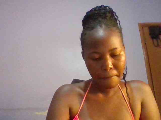 Pretty-thalia1 webcam