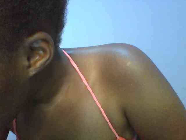 Pretty-thalia1 webcam