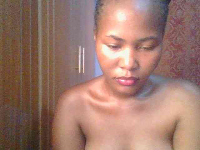 Pretty-thalia1 webcam