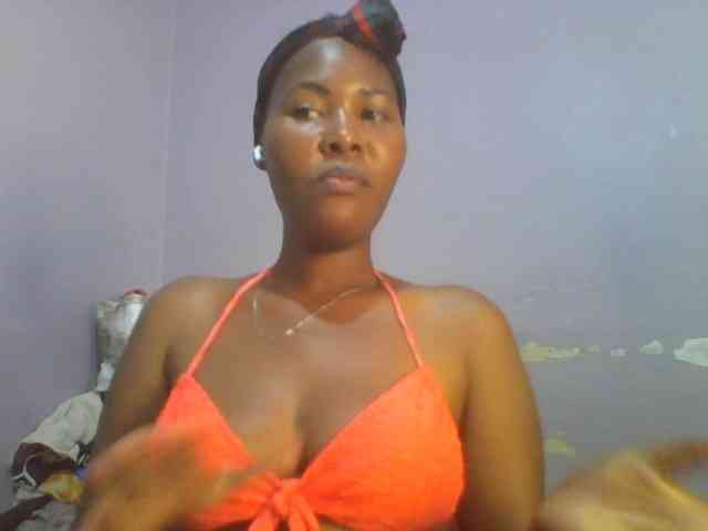 Pretty-thalia1 webcam