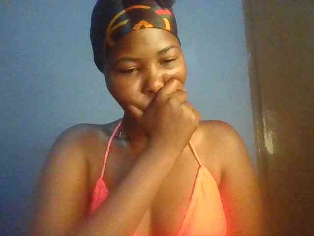 Pretty-thalia1 webcam