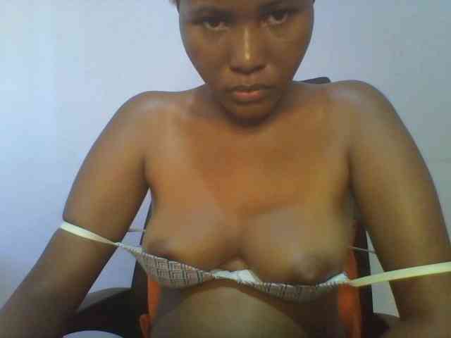 Pretty-thalia1 Pretty-thalia1