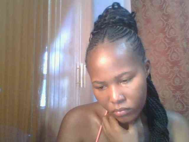 Pretty-thalia1 webcam