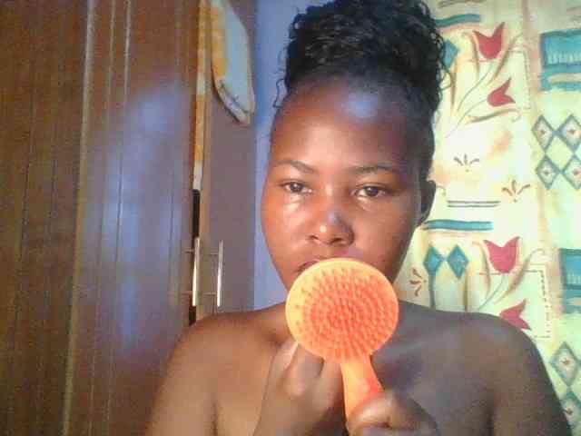 Pretty-thalia1 webcam