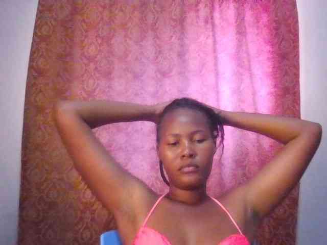 Pretty-thalia1 webcam