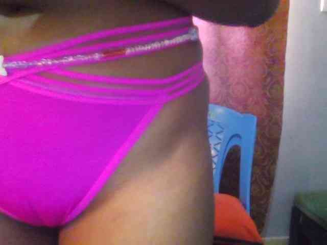 Pretty-thalia1 webcam