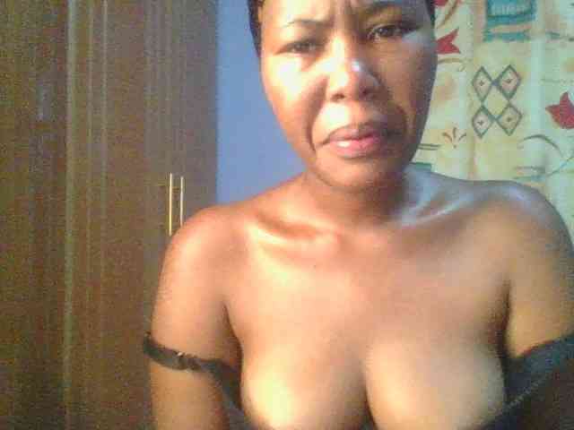 Pretty-thalia1 webcam