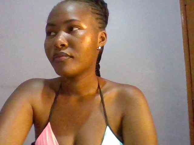 Pretty-thalia1 webcam