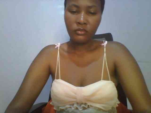 Pretty-thalia1 Pretty-thalia1