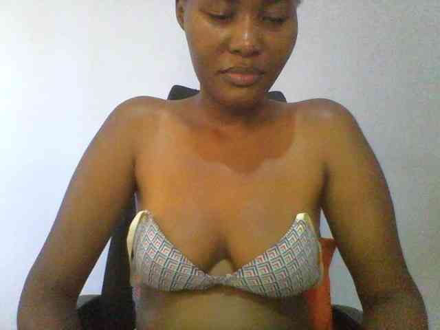 Pretty-thalia1 webcam