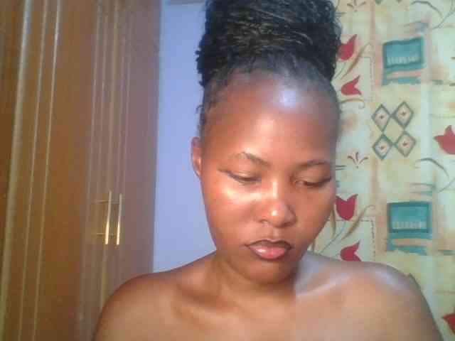 Pretty-thalia1 Pretty-thalia1