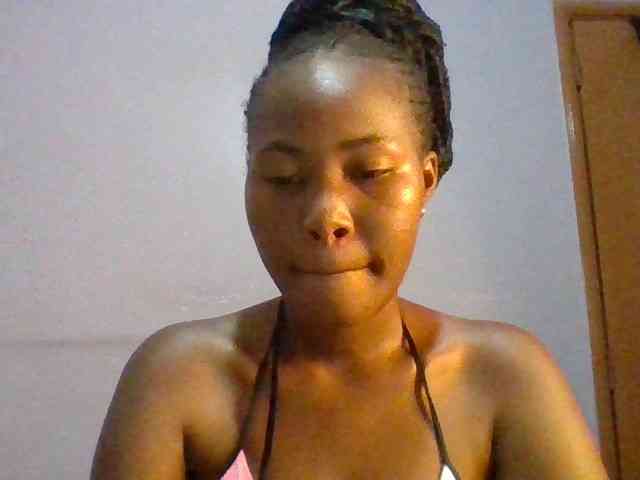 Pretty-thalia1 webcam