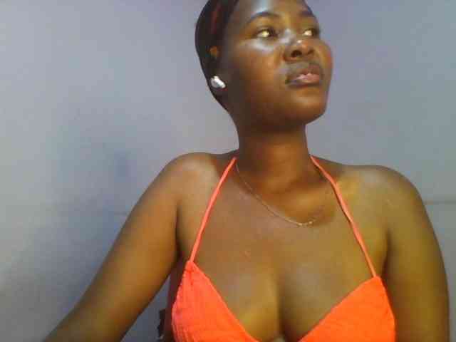 Pretty-thalia1 webcam