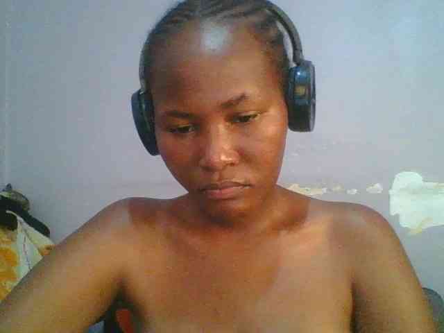 Pretty-thalia1 Pretty-thalia1