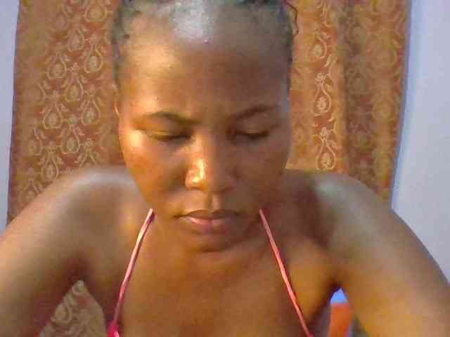 Pretty-thalia1 webcam