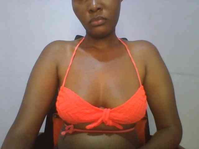 Pretty-thalia1 webcam