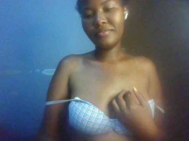 Pretty-thalia1 webcam