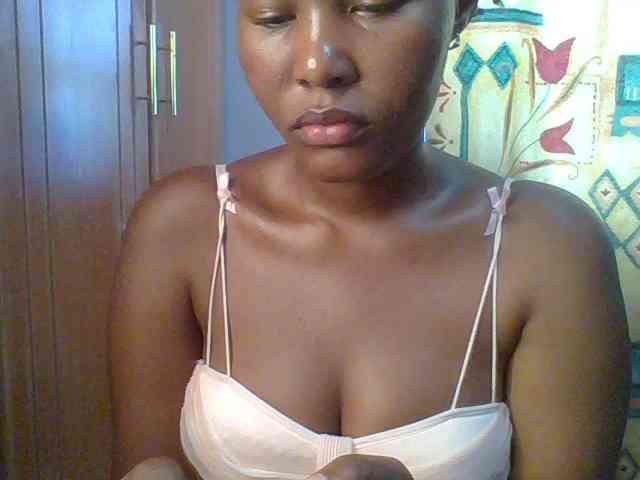 Pretty-thalia1 Pretty-thalia1