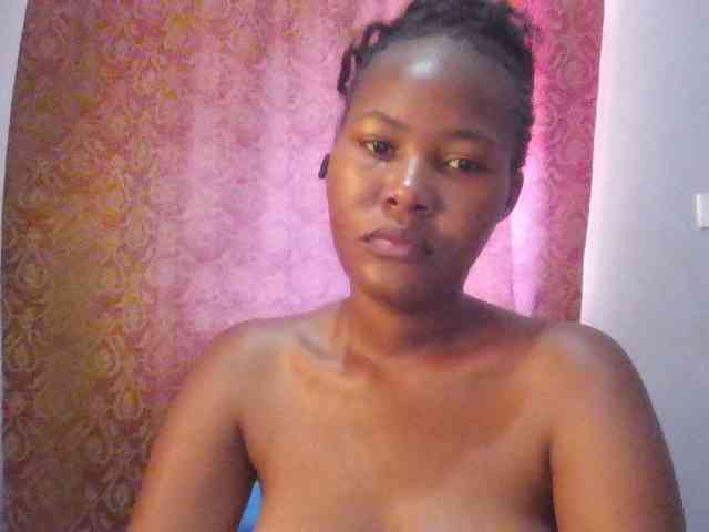 Pretty-thalia1 webcam