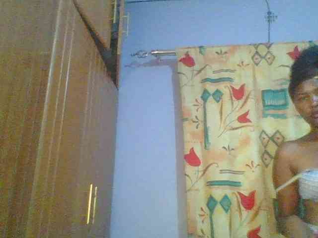 Pretty-thalia1 webcam