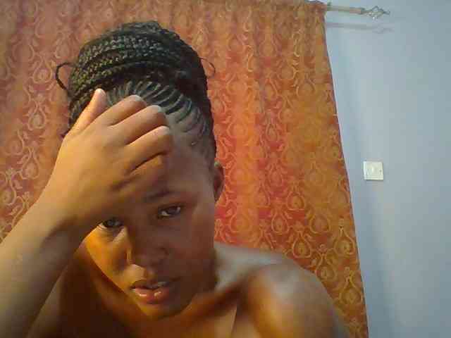 Pretty-thalia1 Pretty-thalia1