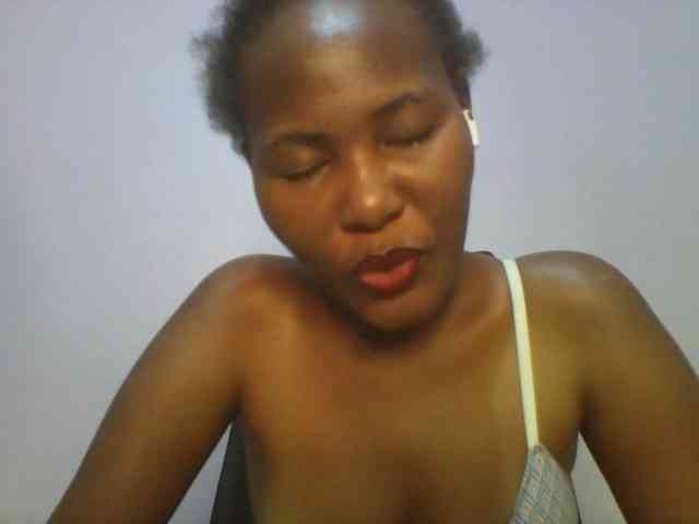 Pretty-thalia1 webcam