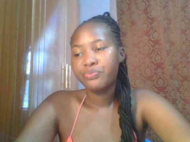 Pretty-thalia1 webcam