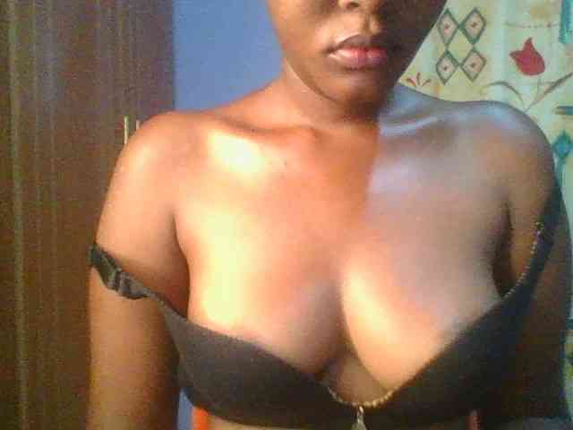 Pretty-thalia1 webcam