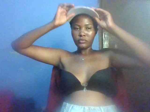 Pretty-thalia1 Pretty-thalia1