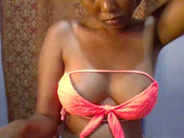 Pretty-thalia1 webcam