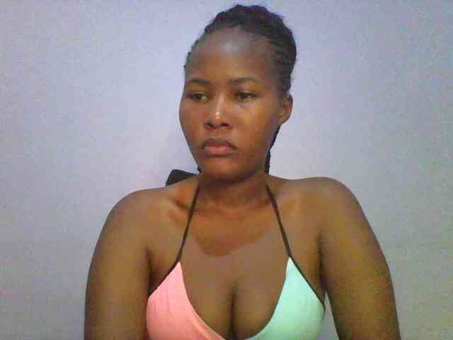 Pretty-thalia1 webcam