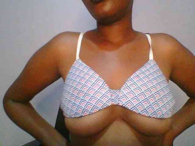 Pretty-thalia1 webcam