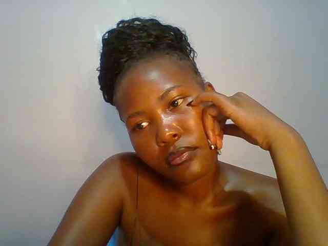 Pretty-thalia1 Pretty-thalia1