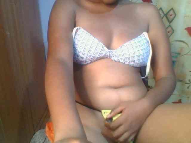 Pretty-thalia1 webcam