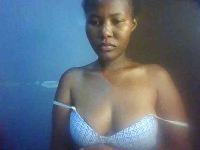 Pretty-thalia1 webcam